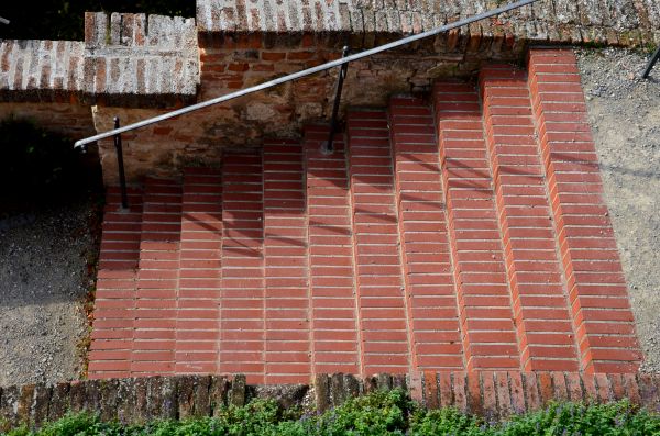 Brick Stairs Repair in Santa Maria