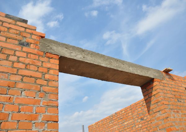 Lintel Installation in Santa Maria
